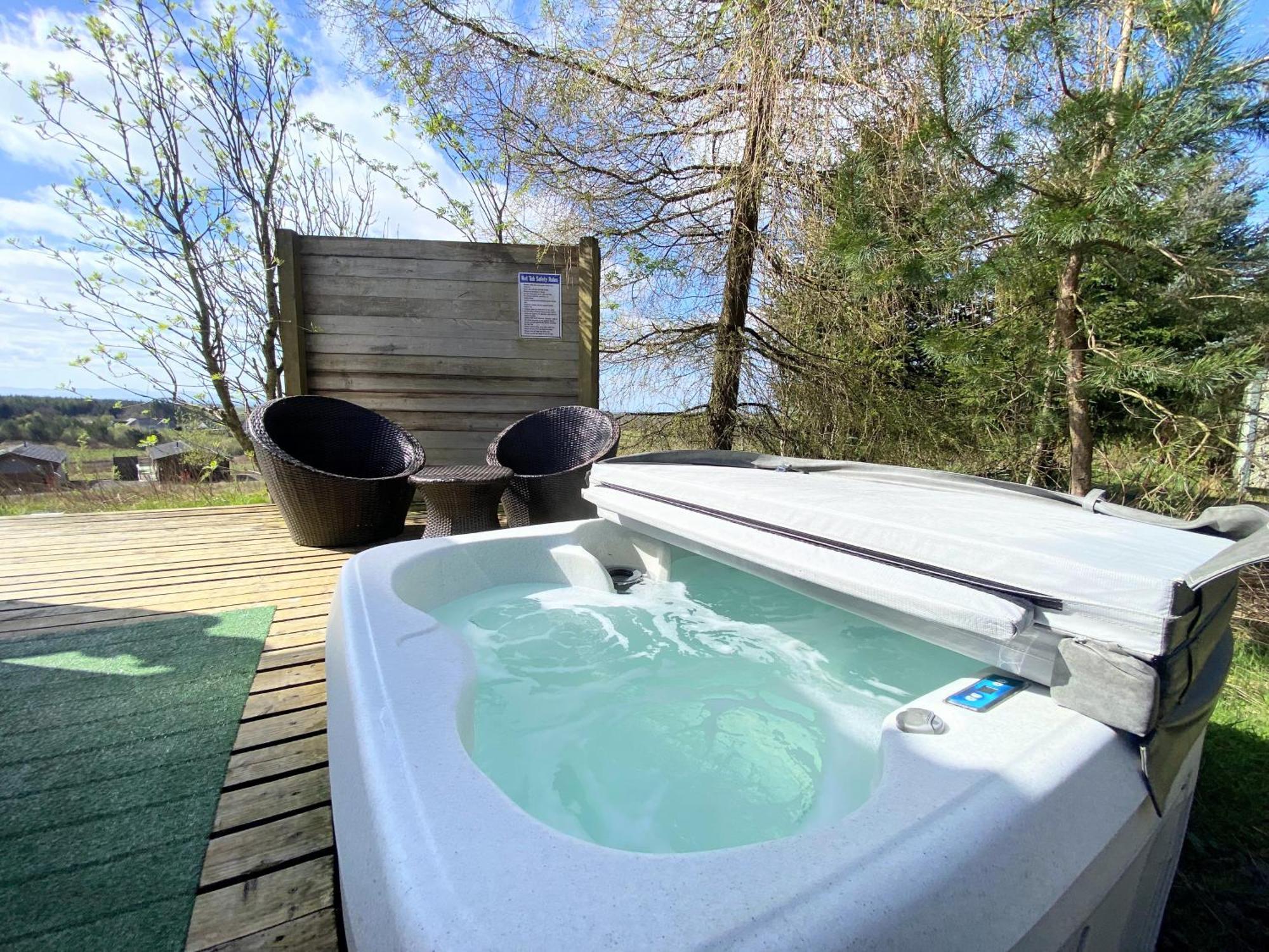 فيلا Blair Tiny House With Private Hot Tub - Fife - Loch Leven - Lomond Hills دنفرملاين المظهر الخارجي الصورة